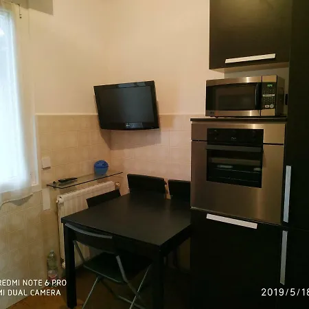 Casa Della Nonna شقة